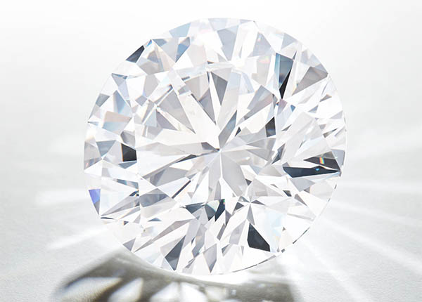 幸运钻石“Jwaneng 28.88”在香港苏富比拍卖前揭晓