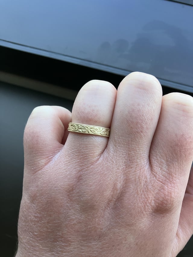 我对原来订婚戒指的“降级”