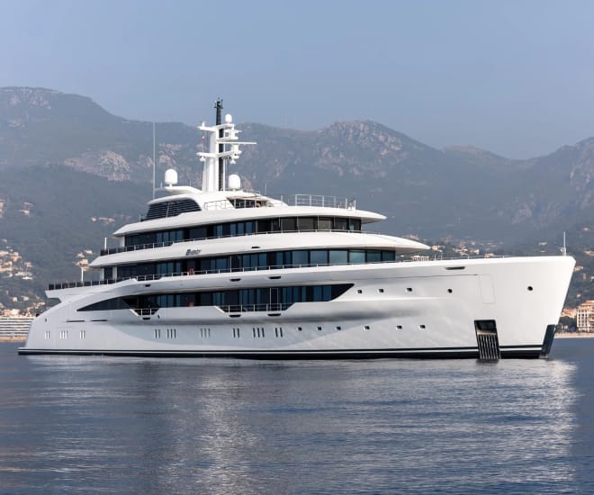 塑造 2026 年超级游艇市场的趋势：买家需要了解的内容