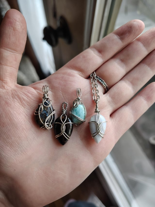 我给朋友做的一些吊坠