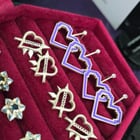 我创作的旧作品（左）和新作品（右），风格完全不同。 - 我制作的 OC (Orion Ivliev)