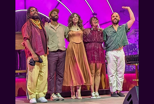 音乐剧星期五：Lake Street Dive 的“婚礼乐队”提供巧妙的公益广告