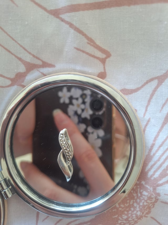 宝石是立方氧化锌吗？