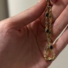 你能告诉我这个手镯吗？
