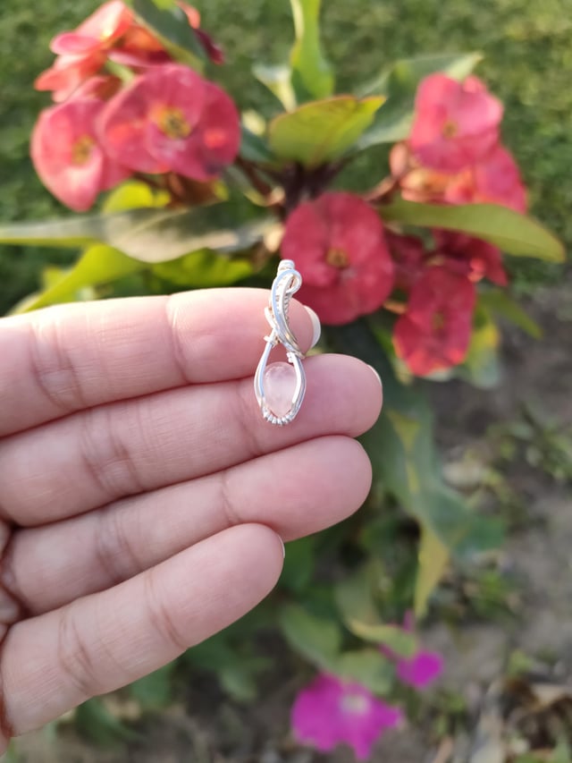 小玫瑰石英吊坠