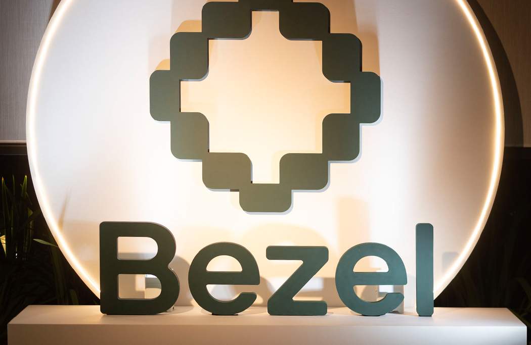 Bezel