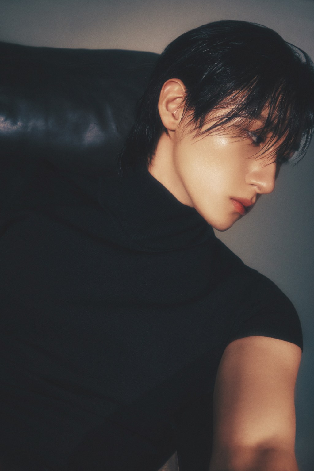 Monsta X 的 IM Changkyun 在个人专辑“Off the Beat”中获得个人魅力