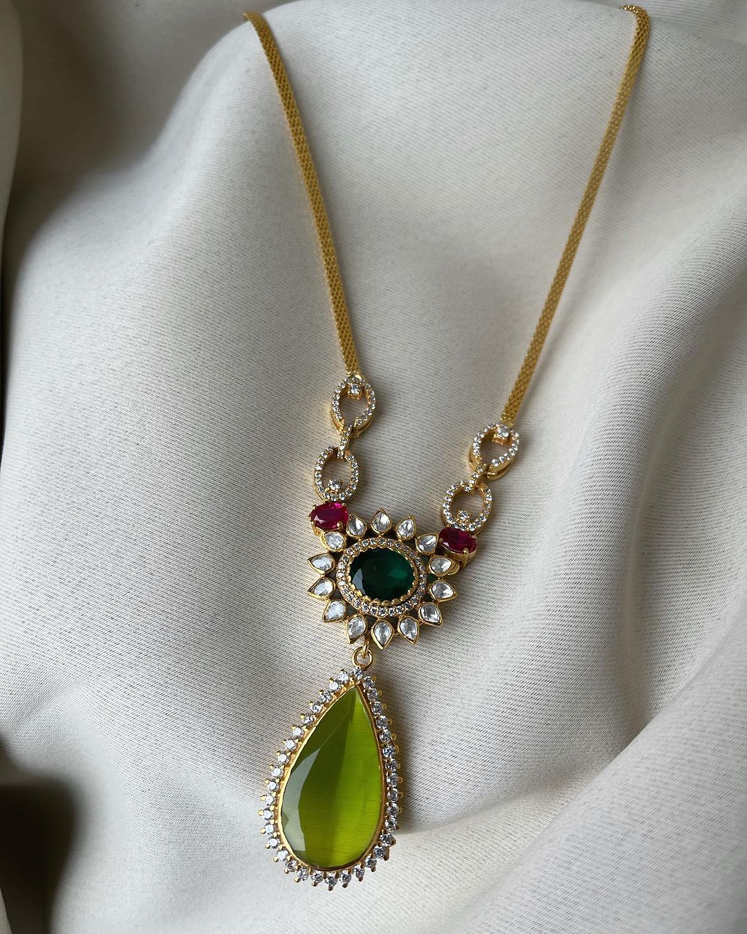 Moissanite Polki Necklace From