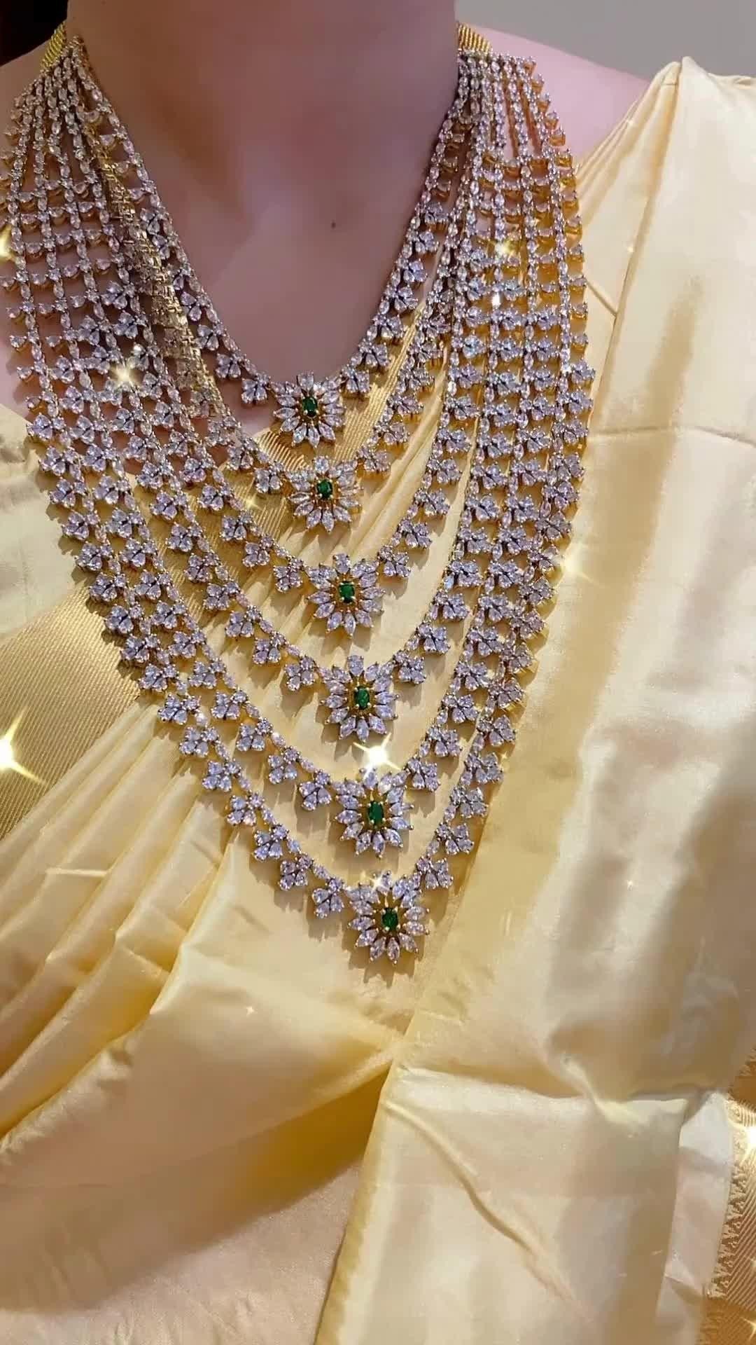 Six Line Diamond Look Raani Haram