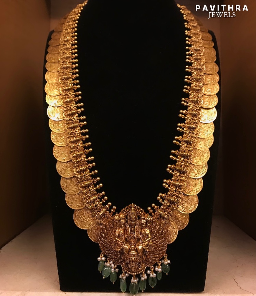 来自“Pavithra Jewels”的 Kasulaperu Haaram 黄金 • 南印度珠宝