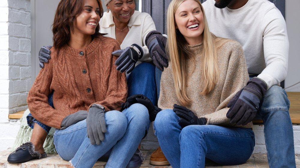 Marquee Brands and Randa team up to buy Totes Isotoner, a leader in accessories such as slippers and gloves.