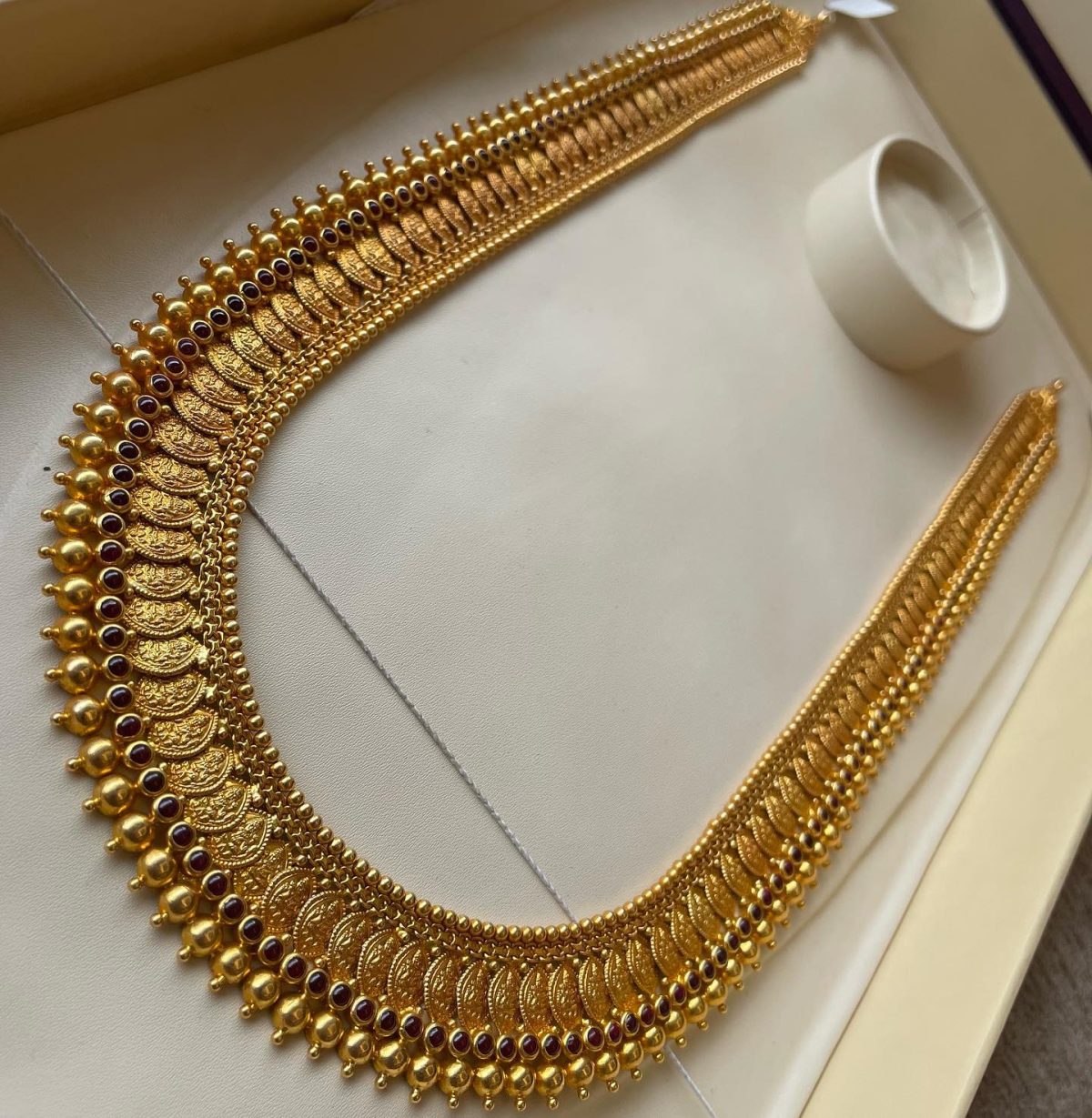 Gold Plated Uncut Polki Mango Haram From 'Ithihaasa'