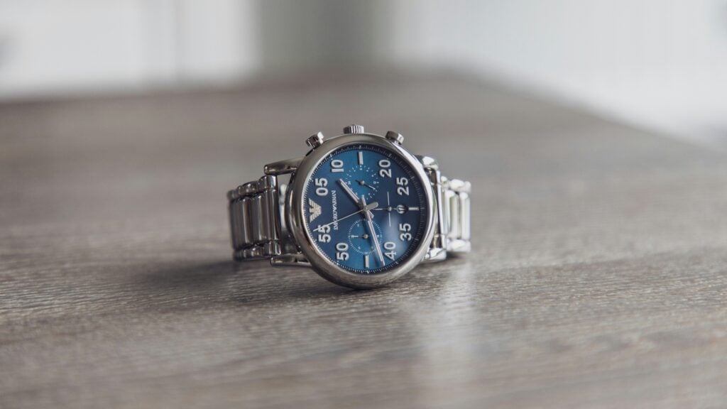 Emporio Armani 和 Armani Exchange：有什么区别？