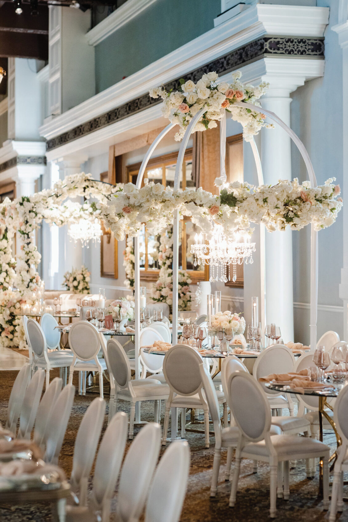 多伦多自由大酒店的童话花艺婚礼 ~ WedLuxe Media
