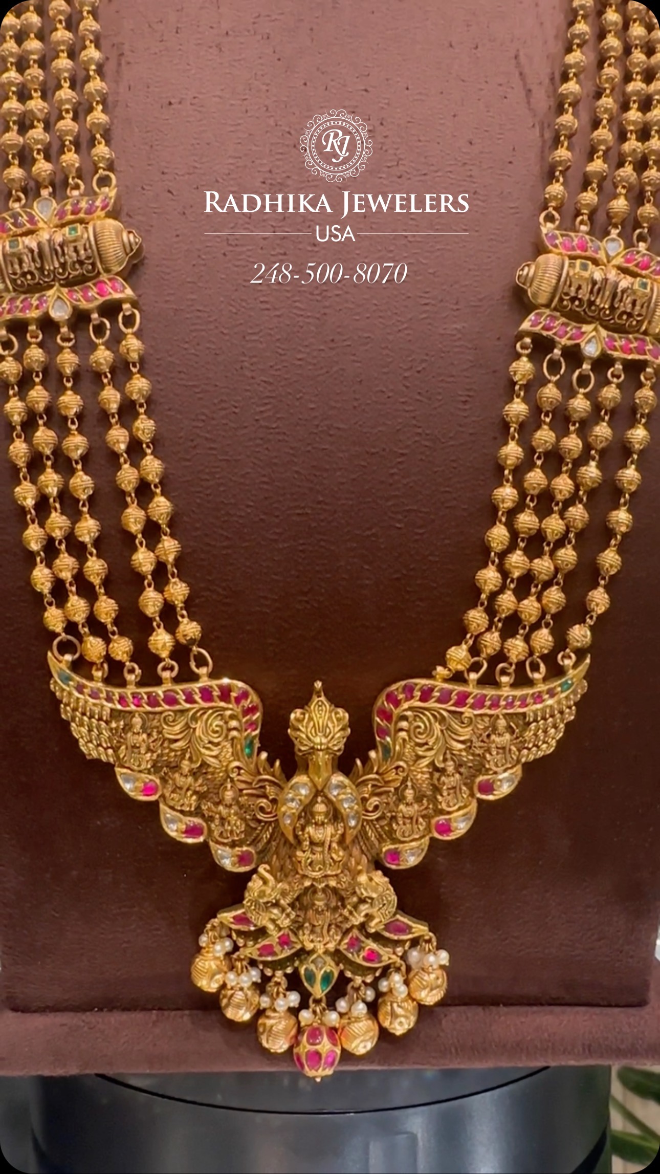 Radhika Jewelers 的 Lakshmi 多层串珠长项链 • 南印度珠宝