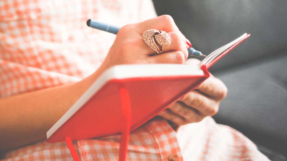 Wearing a ring while working