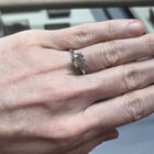 铂金、玫瑰金还是金色适合暖色和苍白的皮肤？