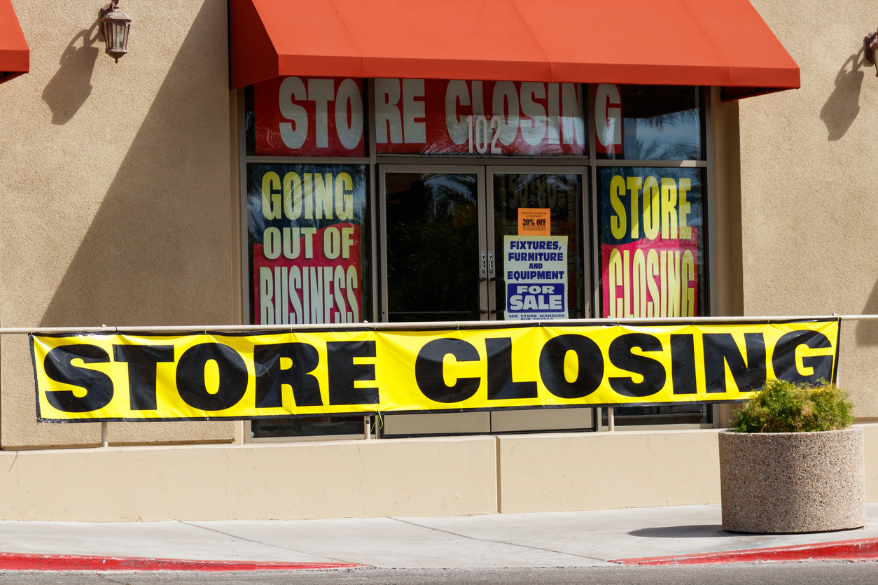 US Store Closings Edge Out Openings