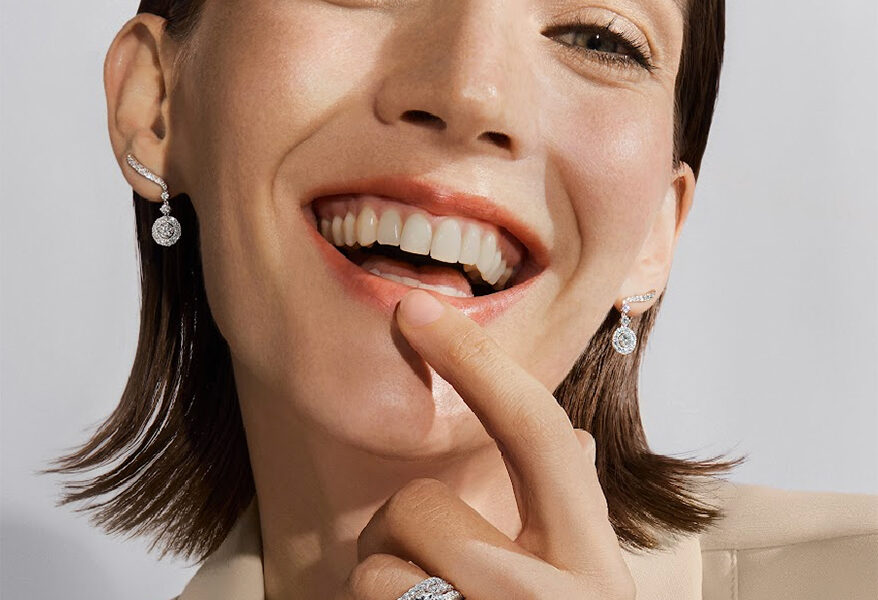 Hearts on Fire 推出“Love, Unleashed”活动，推出 Vela 系列新品