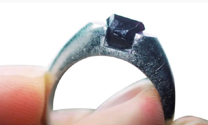 World First: Ruby Grown in a Ring