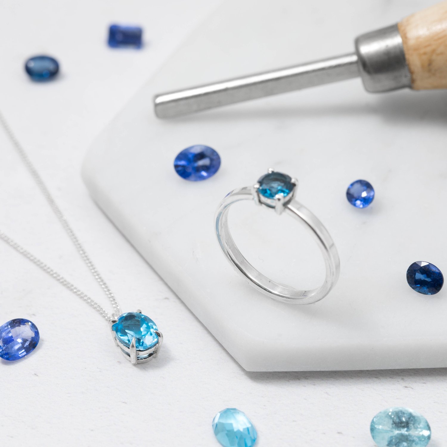 双画廊爪镶 – 向宝石镶嵌大师 Scott McIntyre 学习（播客剧集）— Jewelers Academy