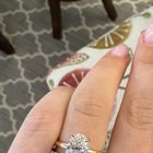 帮我选择结婚戒指！