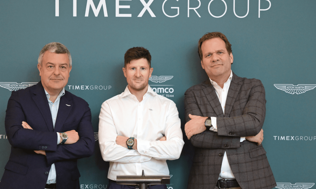 Timex和Aston Martin推出了一套新的监控和珠宝