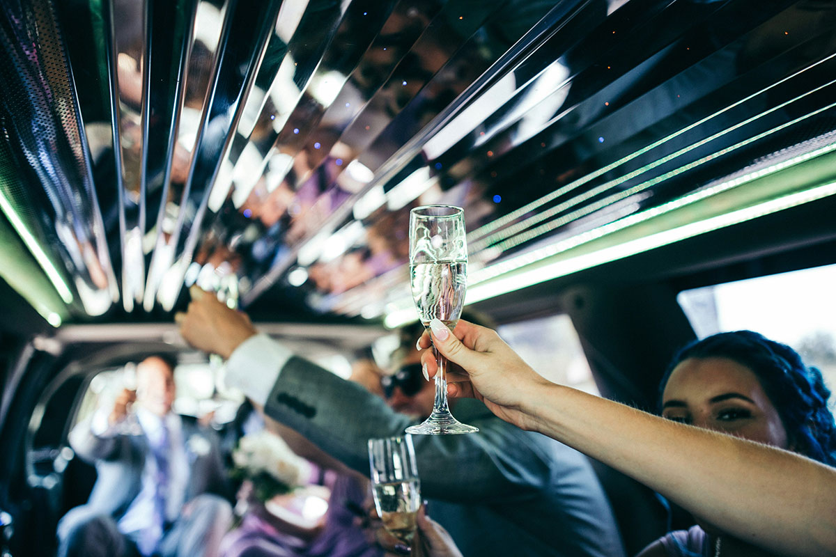RENTING AN autobus for your wedding