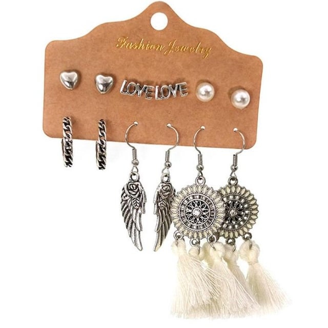 外观悬挂着非常漂亮的学习