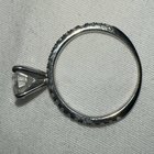 诱人的订婚戒指