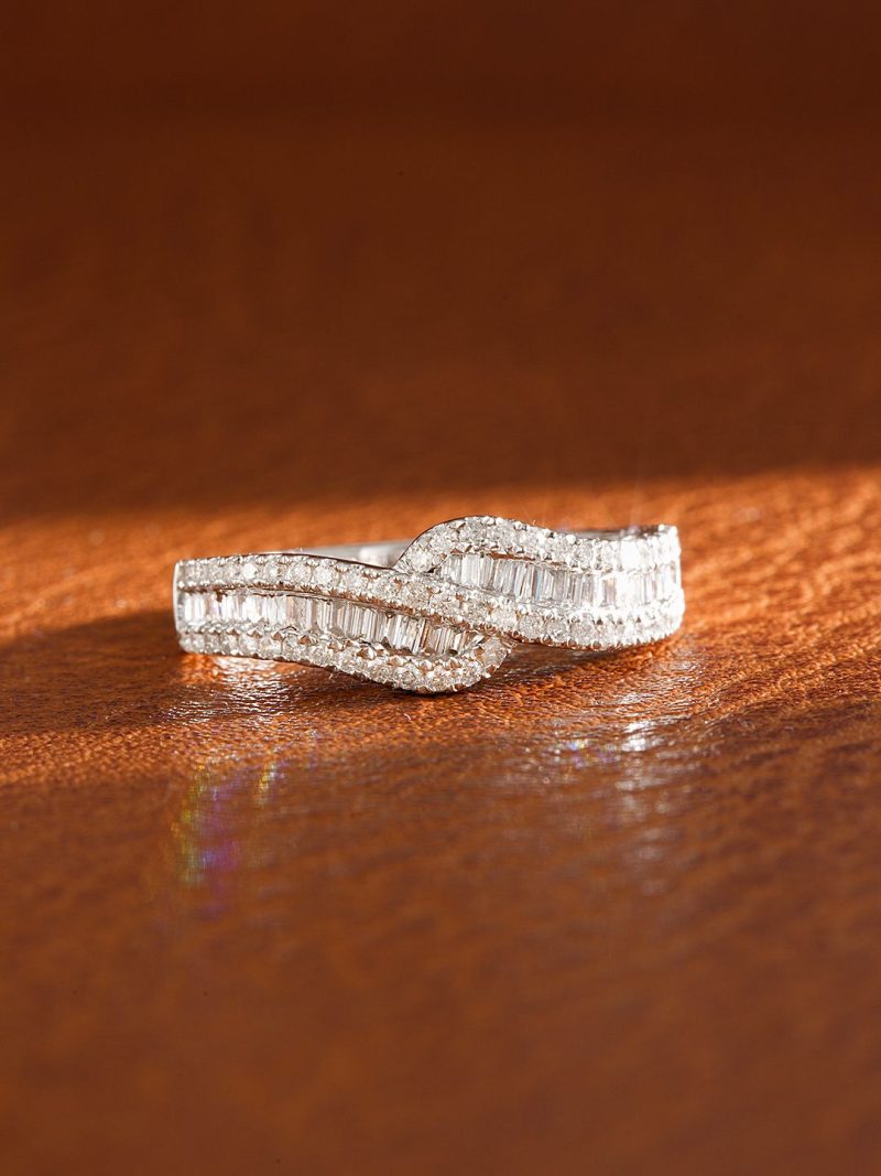 18K Diamond Double-Row Curved Ring - Elegant Jewelry Piece - White Diamond Ring