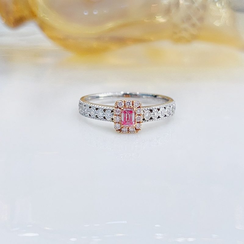 18K Pink Diamond Emerald Lace Ring - Luxurious Jewelry Piece - Pink Diamond Ring