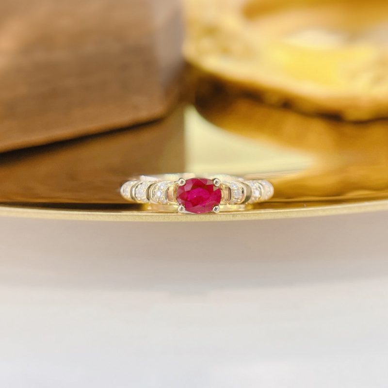 18K Rose Gold Elliptical Exquisite Hollowed-Out Ring with Gemstones - JZ022-C - Red Treasure Ring