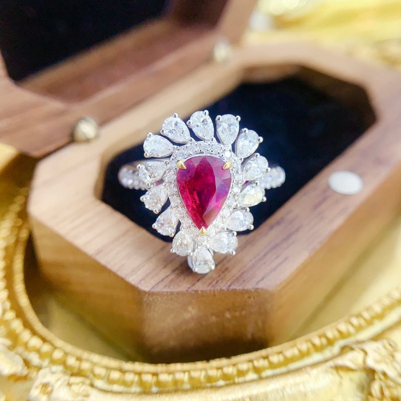 18K Two-Way Wearable Ruby Drop Marquise Jewelry - Red Treasure Ring