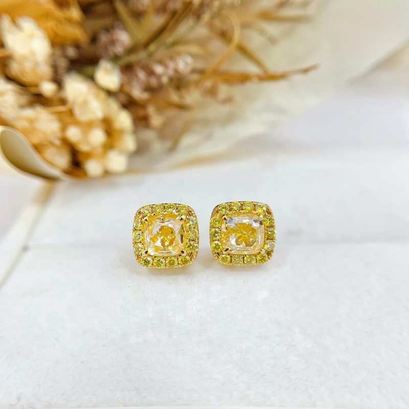 18K Yellow Gold Diamond Cushion-Shaped Halo Stud Earrings - Jeweler.Jewelry