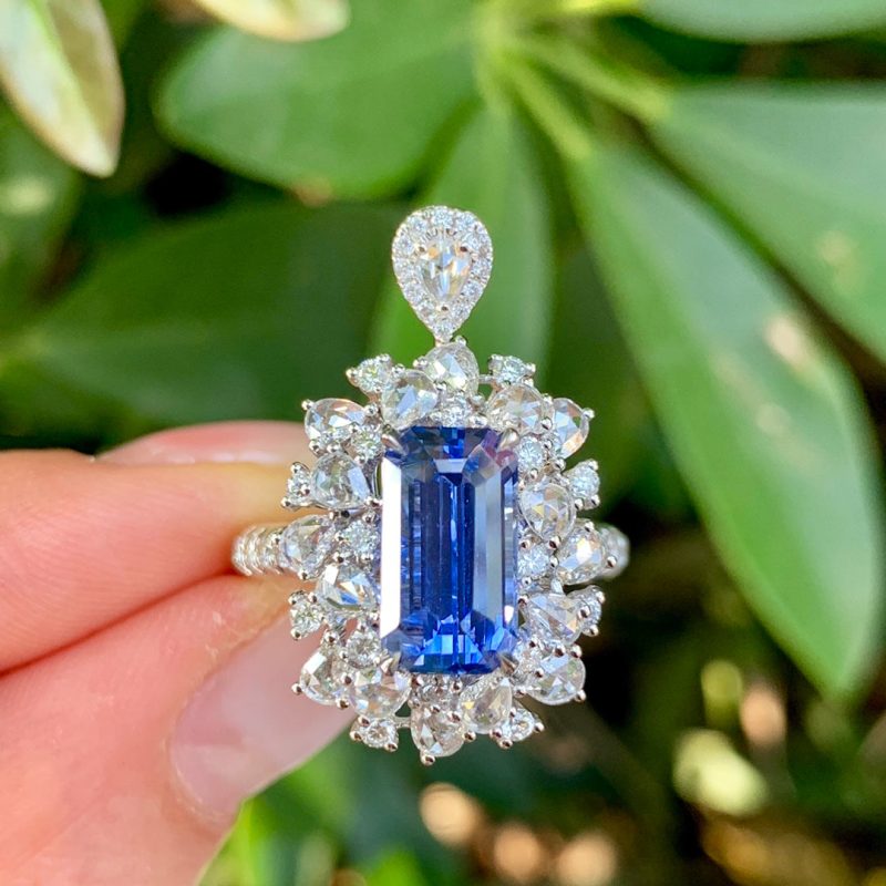 4.18ct Cornflower Blue Sapphire Dual-Purpose Jewelry