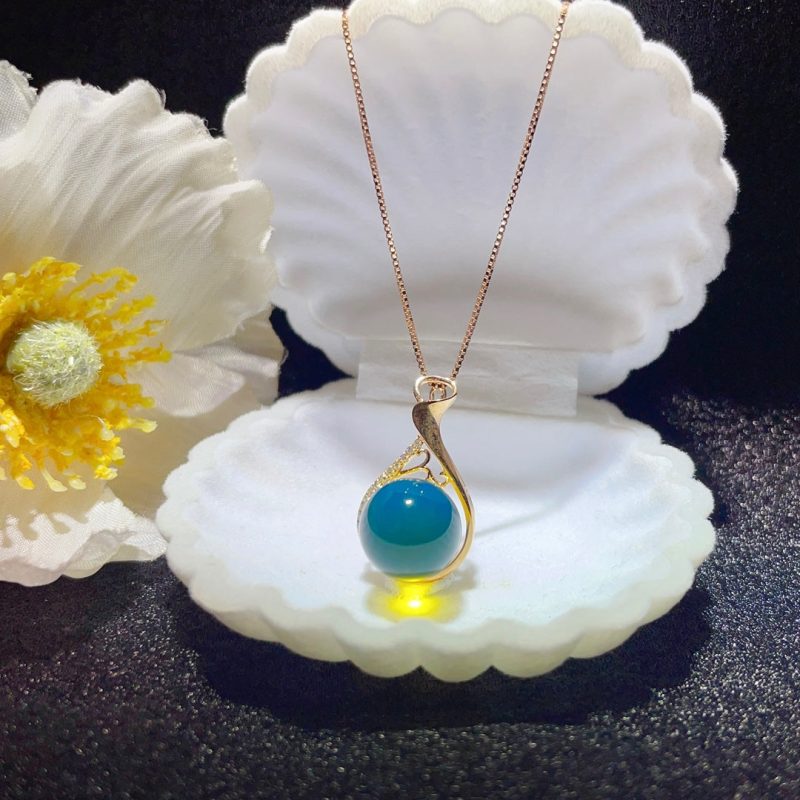 18K Gold Embedded Dominican Blue Amber Pendant - Elegant Jewelry