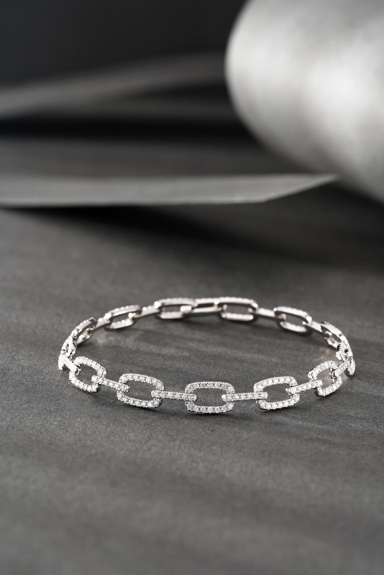 18K Cultured Diamond Round Bracelet with Loop Clasp - Elegant Jewelry Choice - 图片 3
