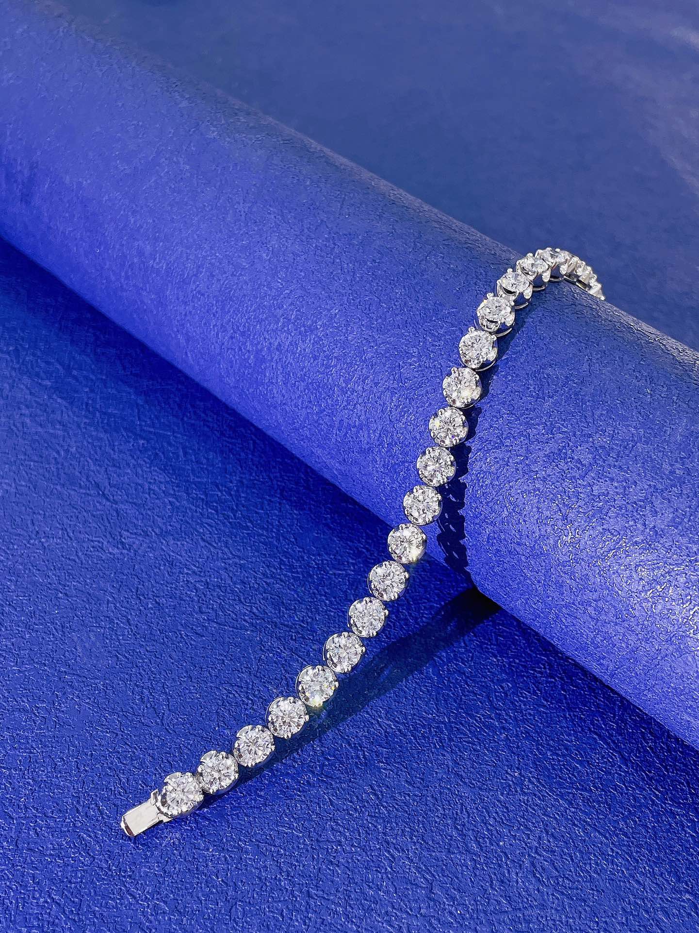 18K Cultured Diamond Four-Claw Fully Embedded Bracelet - Luxury Jewelry - 图片 3