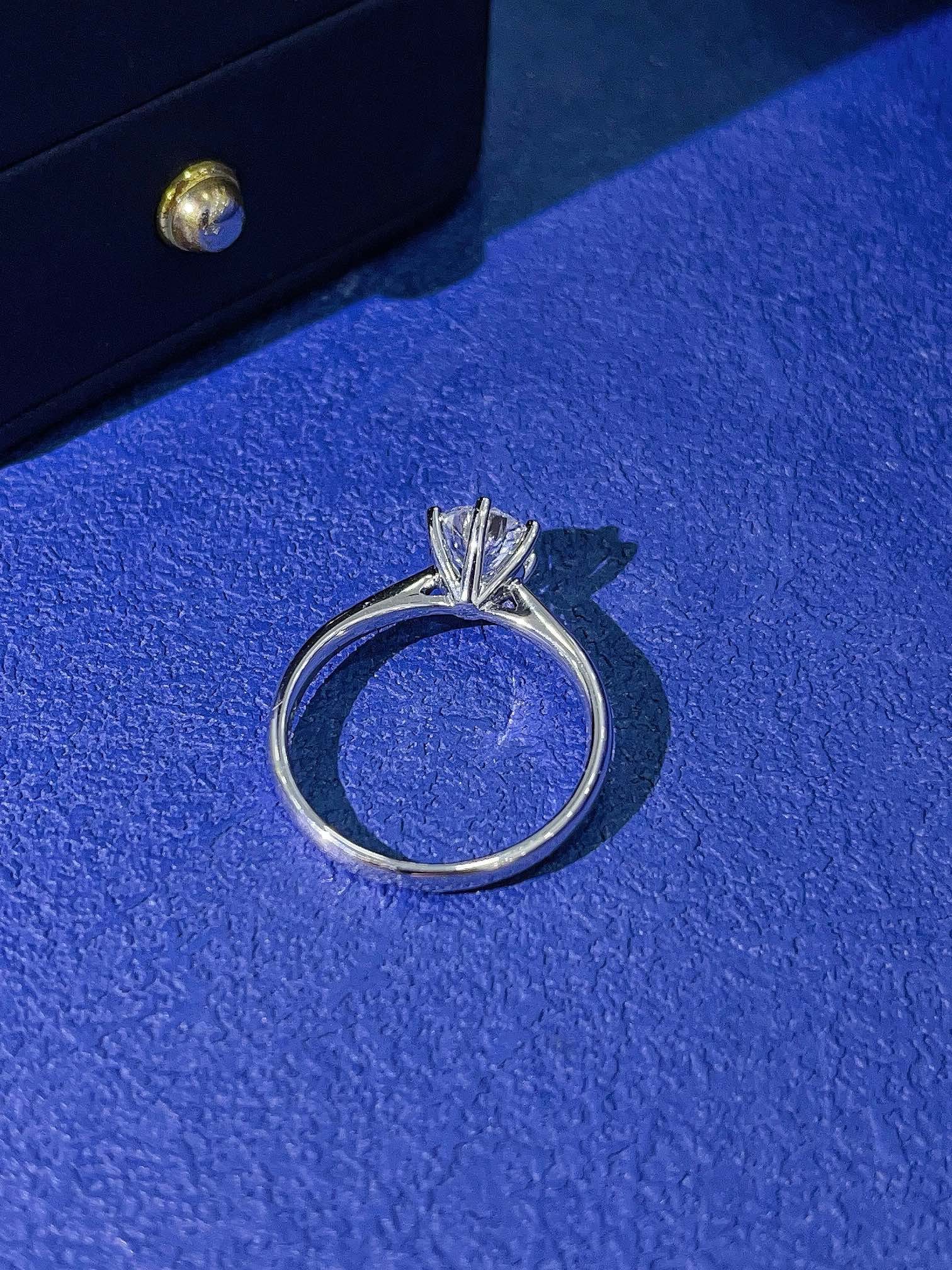 18K Cultured Round Diamond Six-Claw Gold Ring - Premium Jewelry - 图片 4