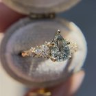 提示帮助我未婚夫为我选择完美的戒指