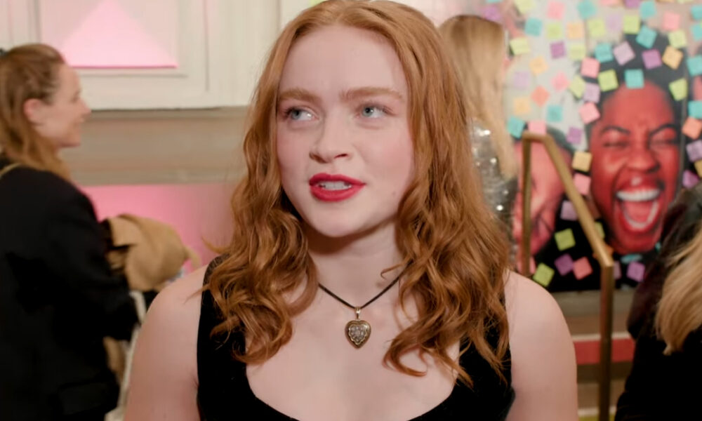 Sadie Sink与19世纪的Fred Leighton Diamonds赋予了魅力