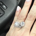 我认为最大的钻石会让我开心。