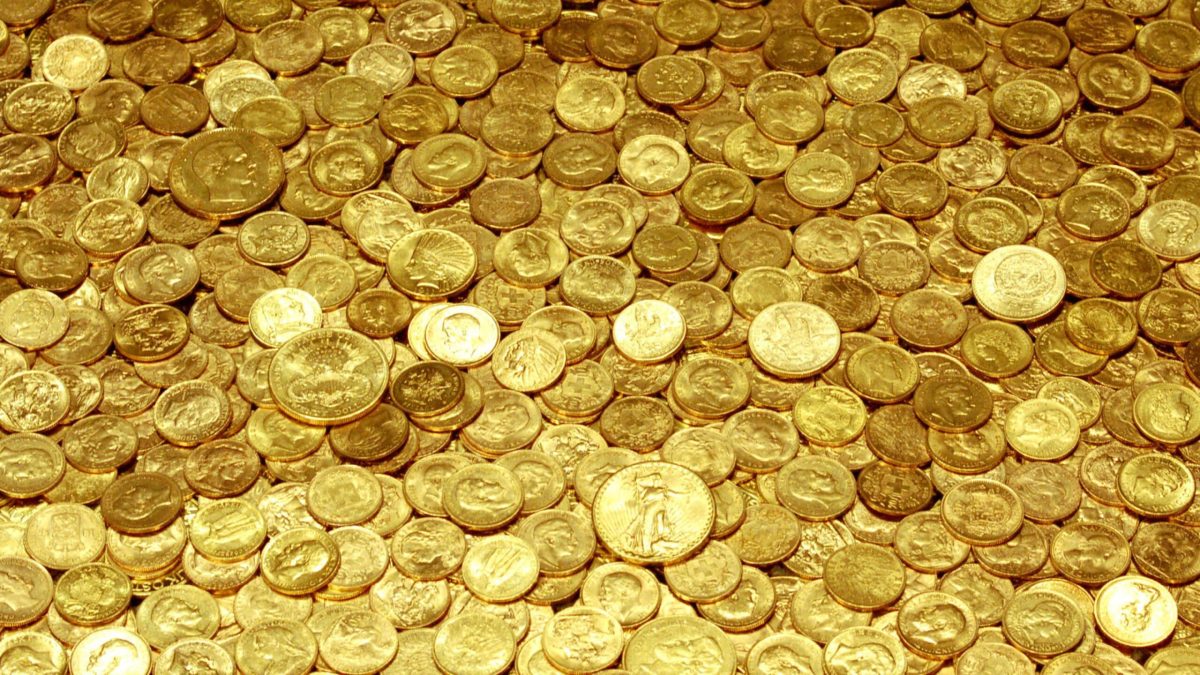 贸易保护主义贸易政策强调黄金，而全球卸下美元和国库券