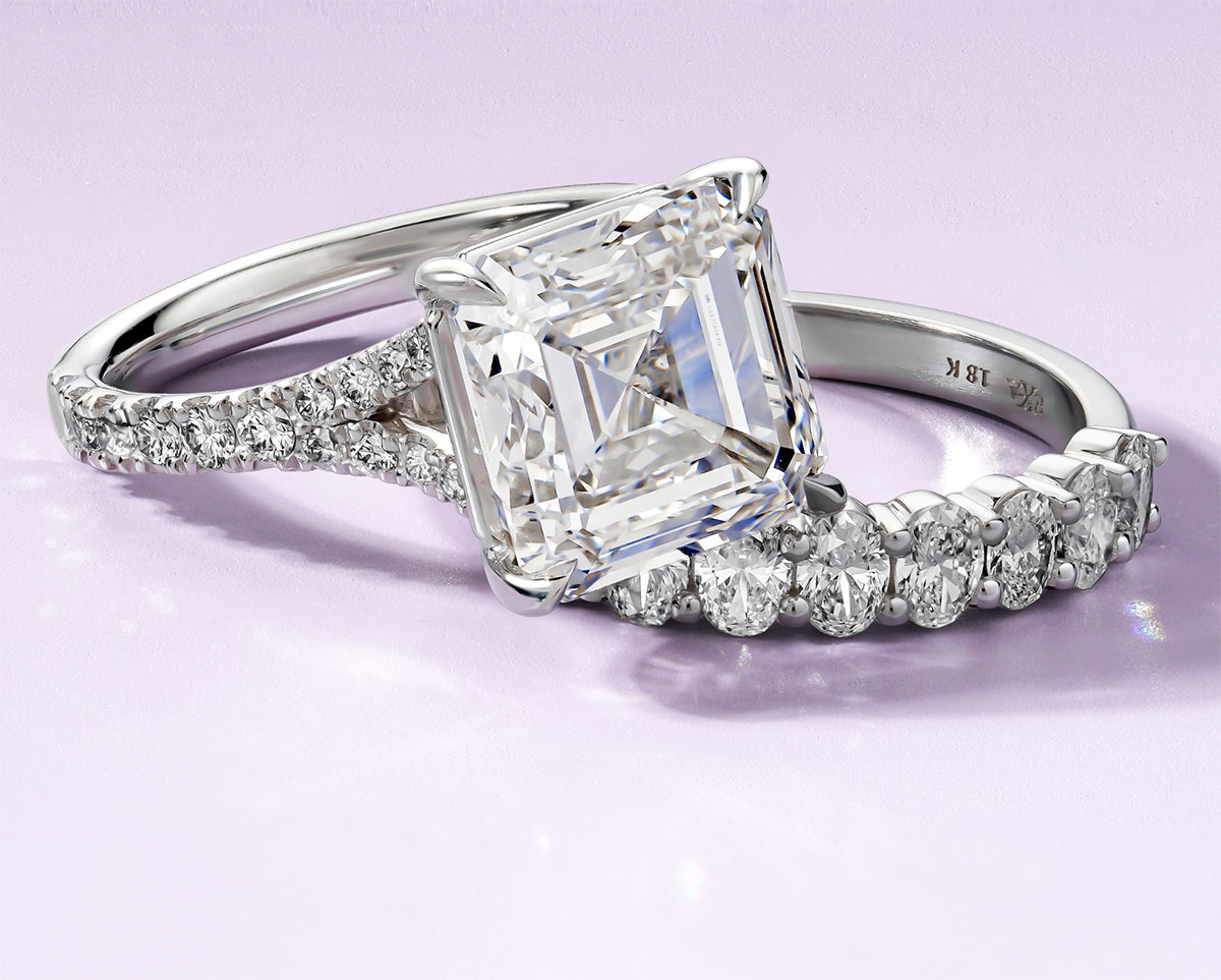 diamond engagment ring and wedding band
