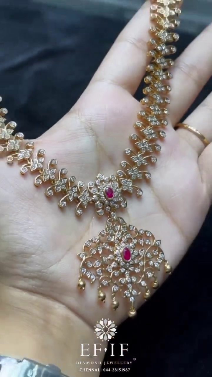 Latest Pearl Layered Necklace From 'Antique Lotus'