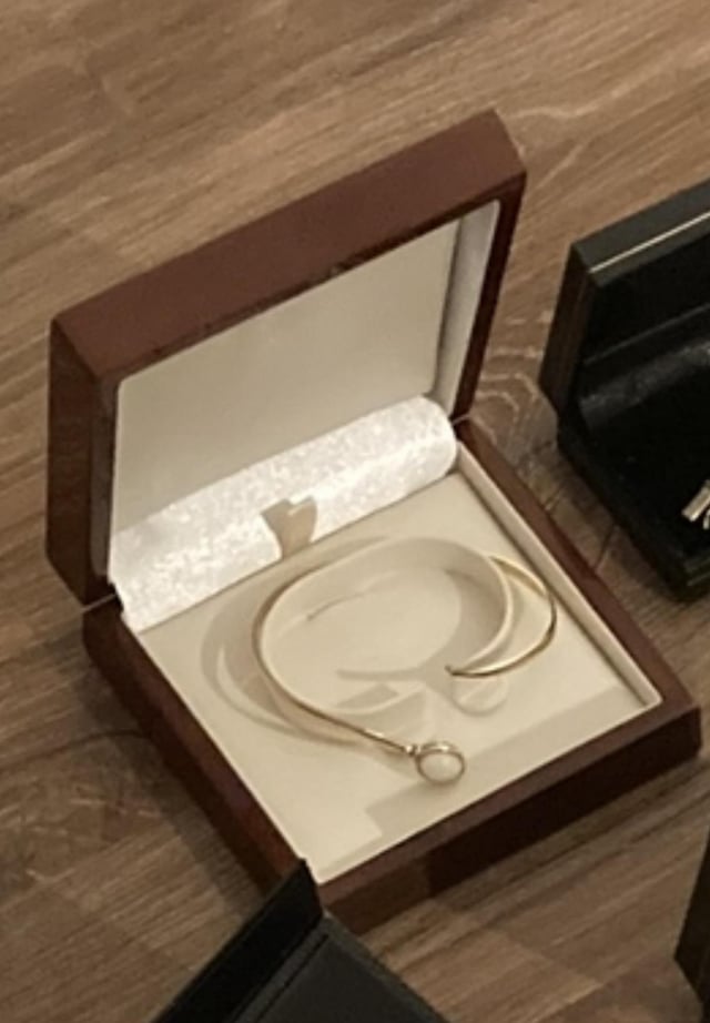 帮助识别潜在的袖口品牌