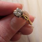 一颗有缺口的钻石？