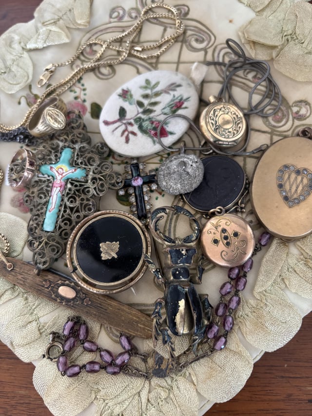 Tout date des années 40 ou plus