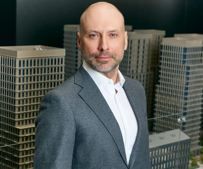 Boris Azarenko – 豪华房地产开发商